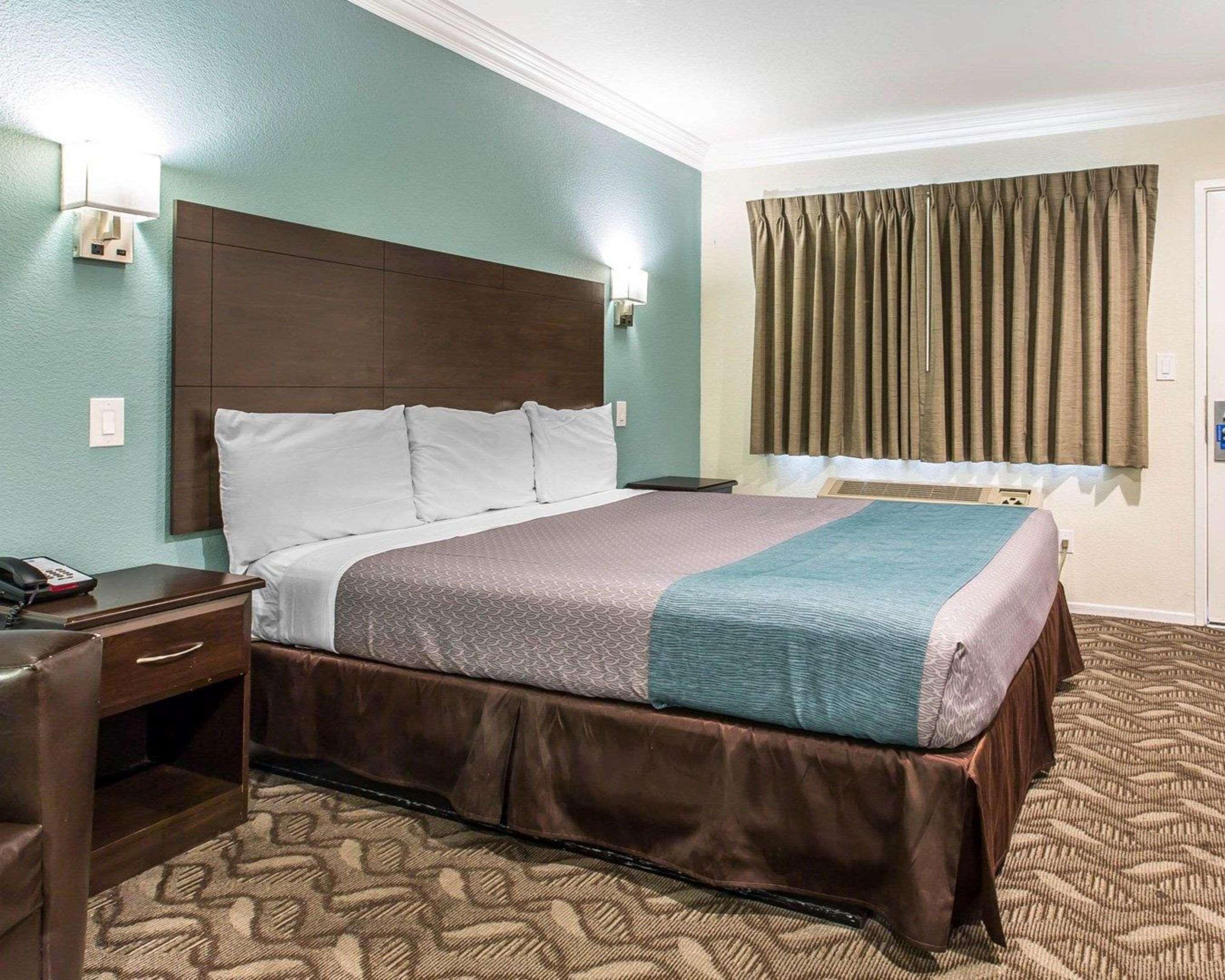 Rodeway Inn & Suites Inglewood Buitenkant foto
