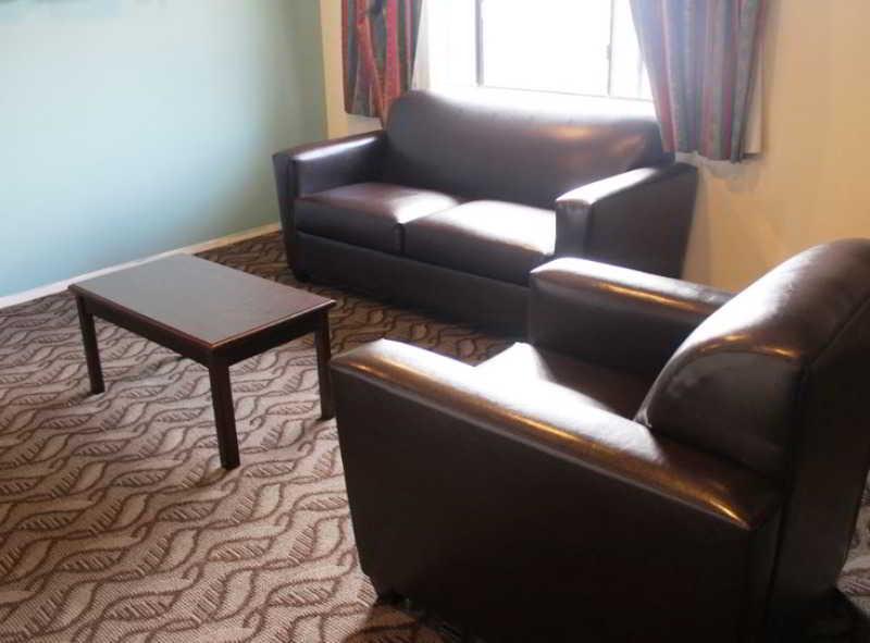 Rodeway Inn & Suites Inglewood Buitenkant foto