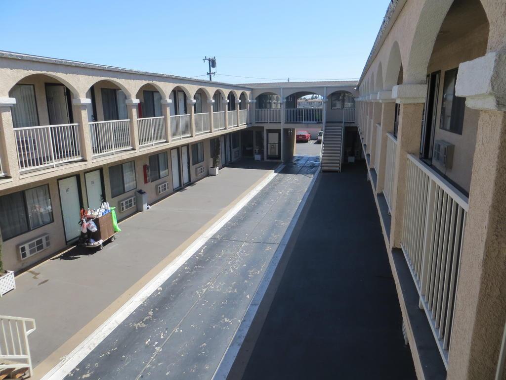 Rodeway Inn & Suites Inglewood Buitenkant foto