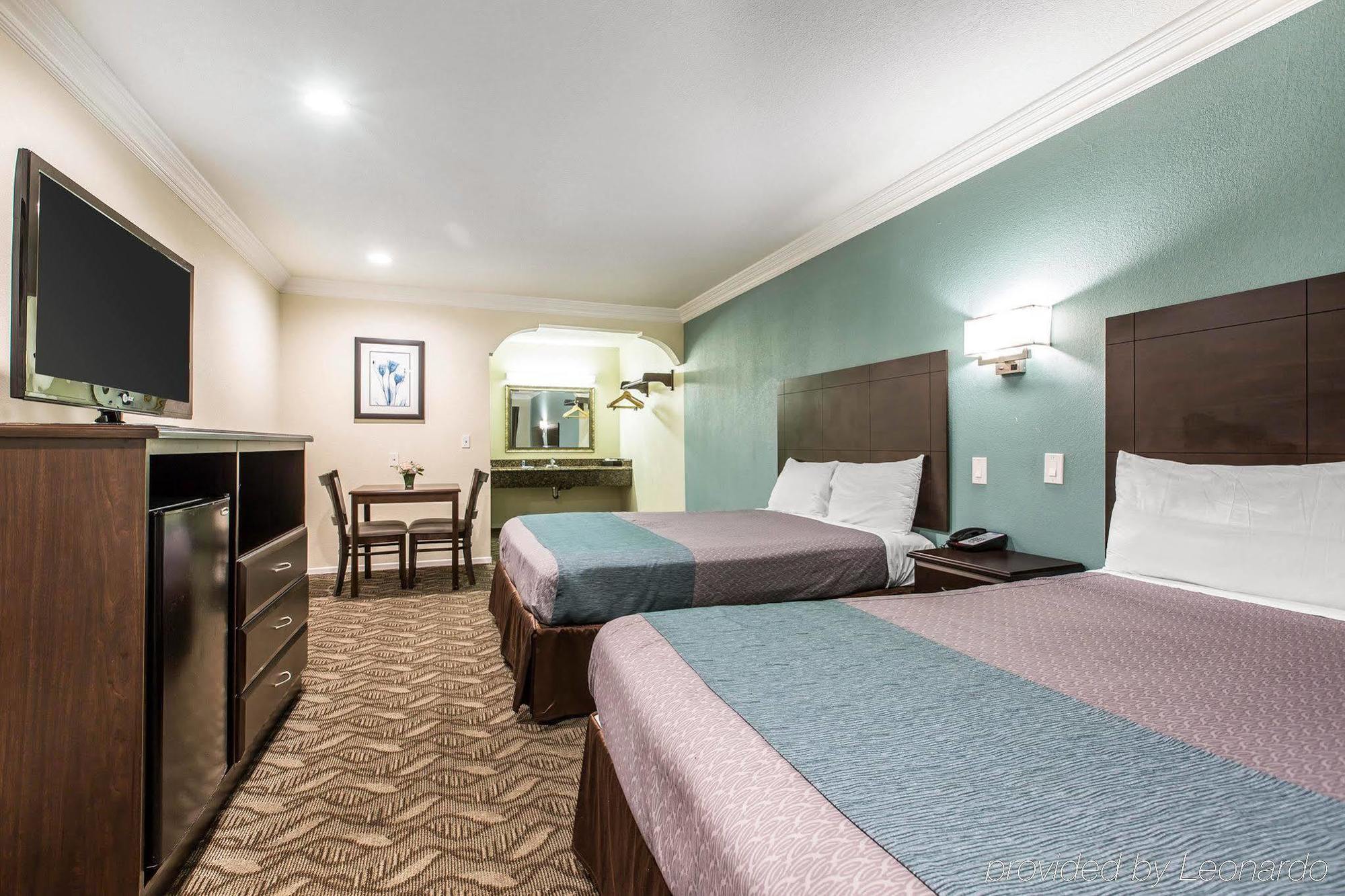 Rodeway Inn & Suites Inglewood Buitenkant foto